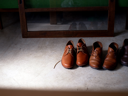 フォレストシューメーカーの靴 真ん中ひもの靴の生まれ シンゴスター 